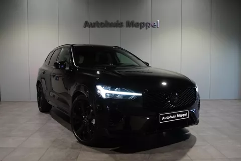 Volvo XC60 T6-AWD | 2026 Facelift | Black-Ultra | B&amp;W | Massage/Verkoelde Stoelen | Trekhaak |
