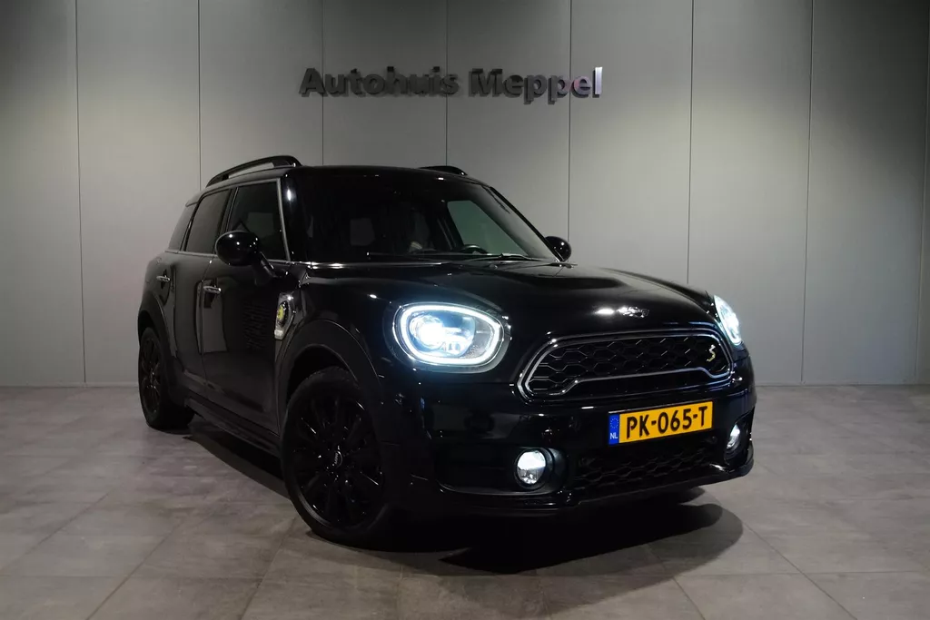 MINI Countryman SE ** GERESERVEERD ** ALL4 Chili | H/K Sound | LED | PDC | Nederlandse Auto |