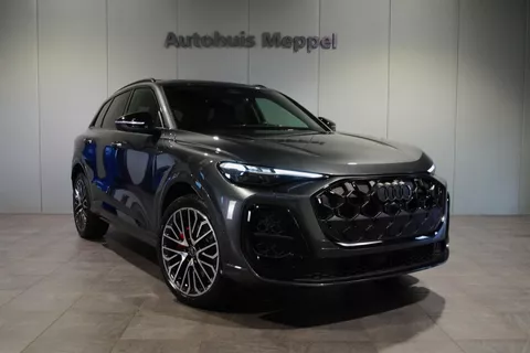 Audi Q5 Quattro **Nieuw!!** S-Line Binnen/Buiten | Matrix LED | Trekhaak Pano