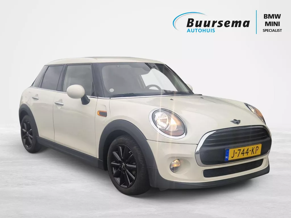 MINI One 1.2 One 5 Deurs. Pepper Bns. | Lichtpakket | Stoelverwarming | 105.000KM!