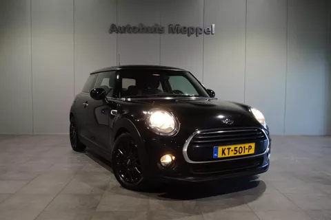 MINI Cooper 1.5 | Navigatie | Line Carbon Black | Engelse Vlag Achterlichten | Nederlandse Auto |