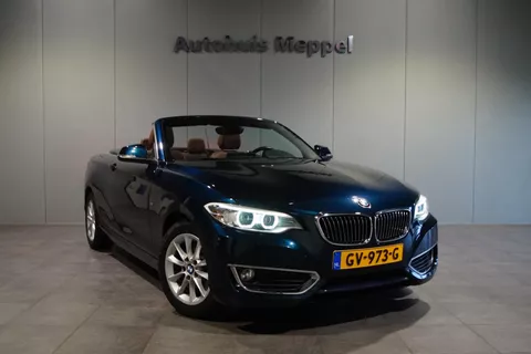 BMW 2 Serie 220i Cabrio Luxury Line | PDC | Xenon | Navigatie | Midnight Blue metallic |