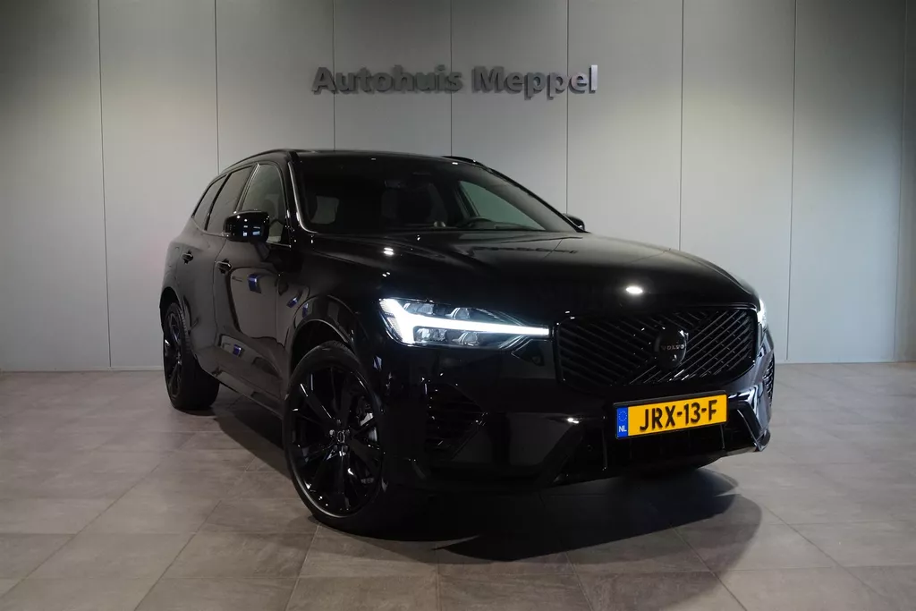 Volvo XC60 T6-AWD Black-Ultra NEW |Pano|HUD|H&amp;K|360Camera|Facelift | Range 70 KM Volledig Electrisch
