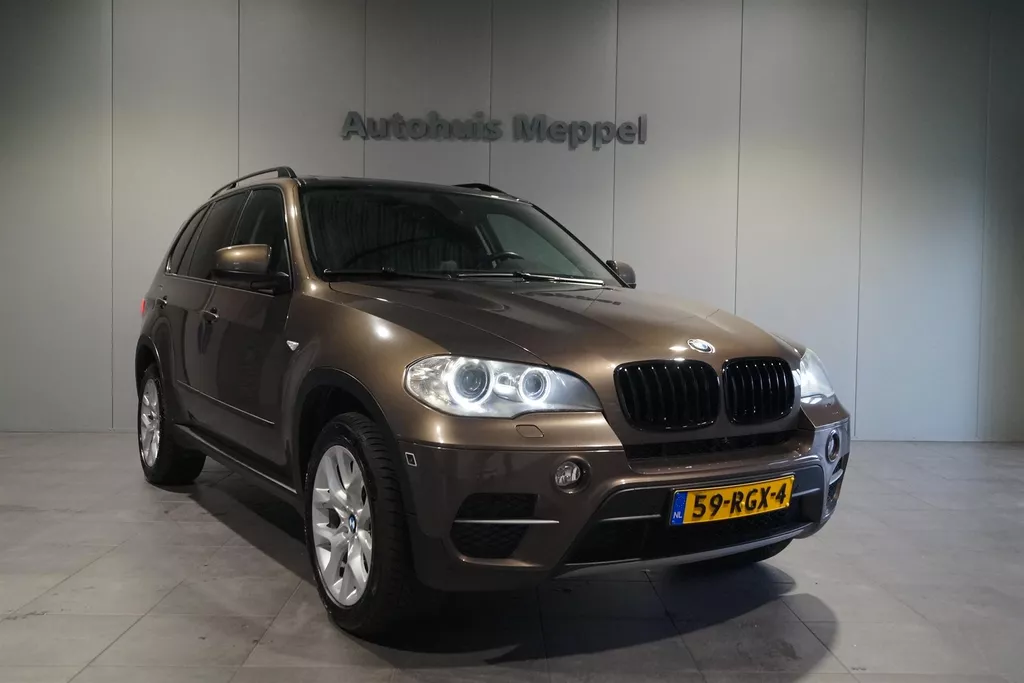 BMW X5 xDrive35i Shadow line | Trekhaak | Adaptieve Xenon | PDC | Surround Camera |