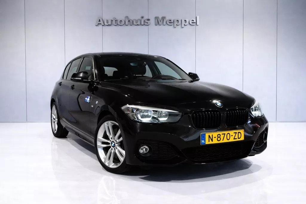 BMW 1 Serie 116i M-Sport/// | Cruise Control | PDC | Navigatie | Shadow Line |