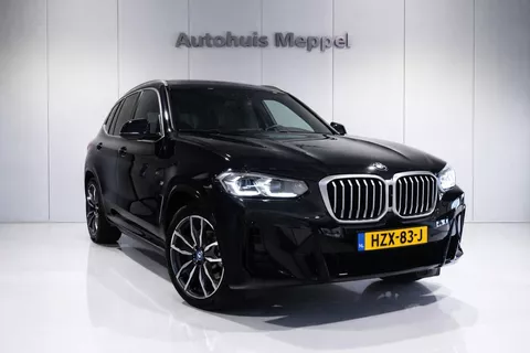 BMW X3 xDrive30e **Gereserveerd**M-sport/// | Panormadak | Head-up Display | H/K Sound | LED