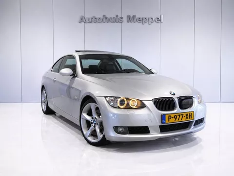 BMW 3 Serie 325i * GERESERVEERD ** 6-Cilinder*Automaat*Schuifdak*Xenon*Memory*PDC*NaviPro