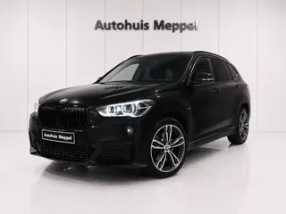 BMW X1 xDrive25i M-Sport*AssistantPlus*LED+*H/kSound*Head-Up*Pano*PDC
