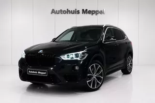 BMW X1 sDrive20i Sport-Line*LED+*HiFiSound*M-leerstuurwiel*PDC