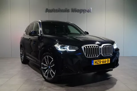 BMW X3 xDrive30e M-Sport/// | LED | H/K Sound | Head-up Display | Panoramadak | 360 Camera | BMW X3 xDrive30e M-Sport/// | LED | H/K Sound | Head-up Display | Panoramadak | 360 Camera |