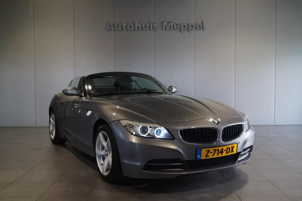 BMW Z4 Roadster 2.5i 6 cilinder | Sportstuurwiel | Automaat | PDC | Navigatie |