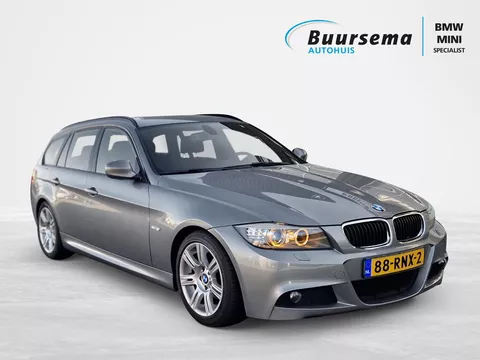 BMW 3 Serie 318i M-Sport Edition Naviagtie Professional Bluetooth Tel. Zwarte hemel Sportinterieur 187.000 Km NAP! Afneembare trekhaak BMW 3 Serie 318i M-Sport Edition Naviagtie Professional Bluetooth Tel. Zwarte hemel Sportinterieur 187.000 Km NAP! Afneembare trekhaak